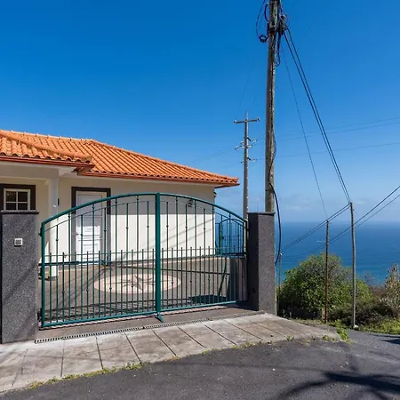 Desertas Vista Casa By Lovelystay *